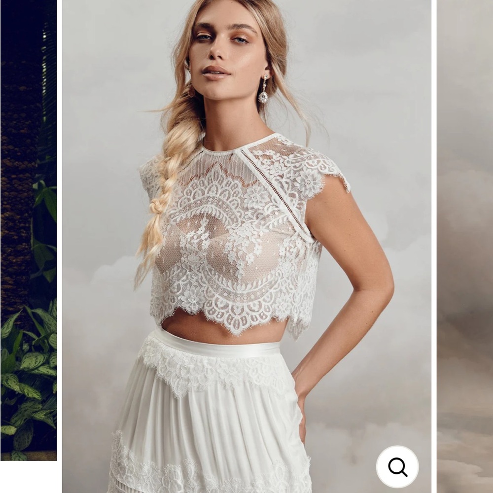 Catherine Deane Itala top